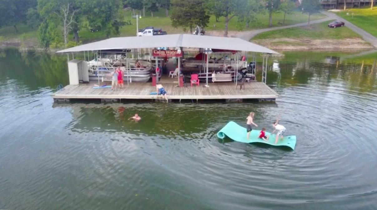 Calm Waters Resort Indian Point Extérieur photo